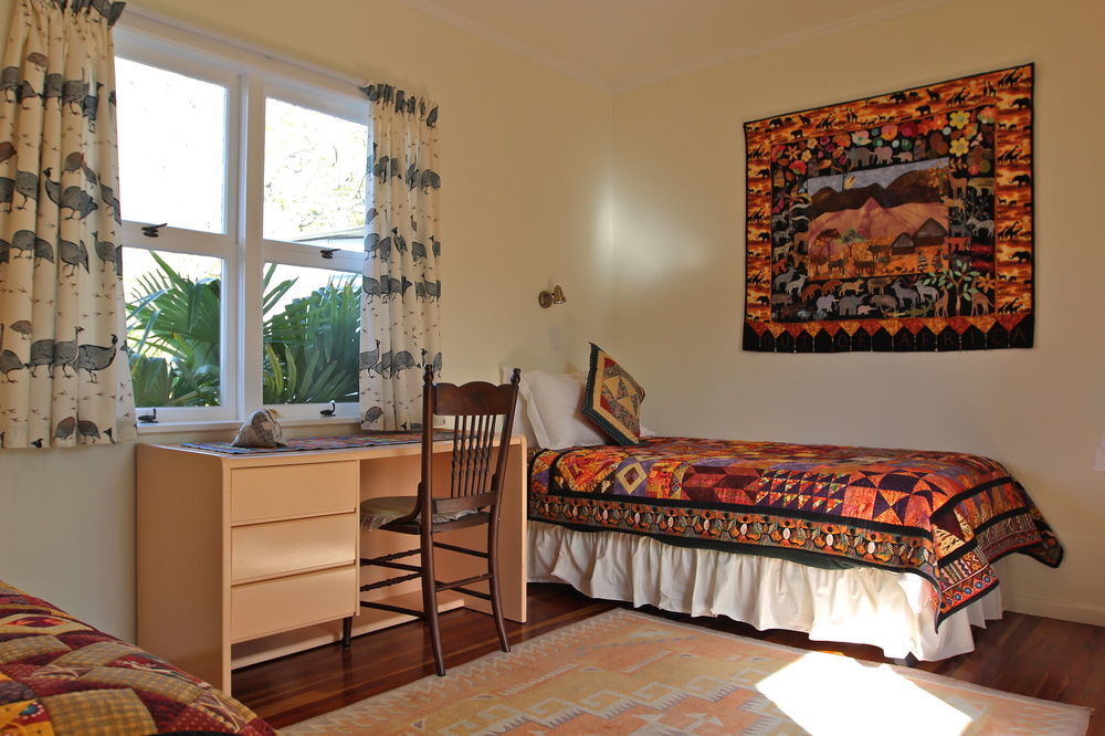 Ounuwhao B&B Guest Lodge Russell Esterno foto