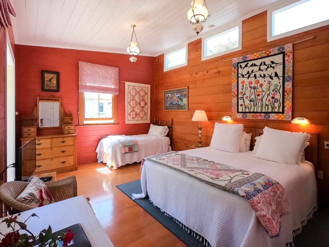 Ounuwhao B&B Guest Lodge Russell Esterno foto