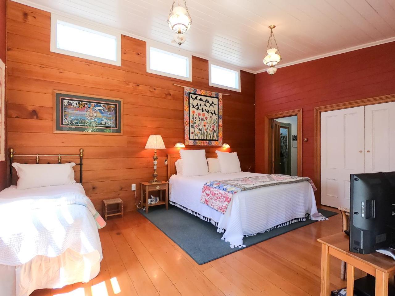 Ounuwhao B&B Guest Lodge Russell Esterno foto