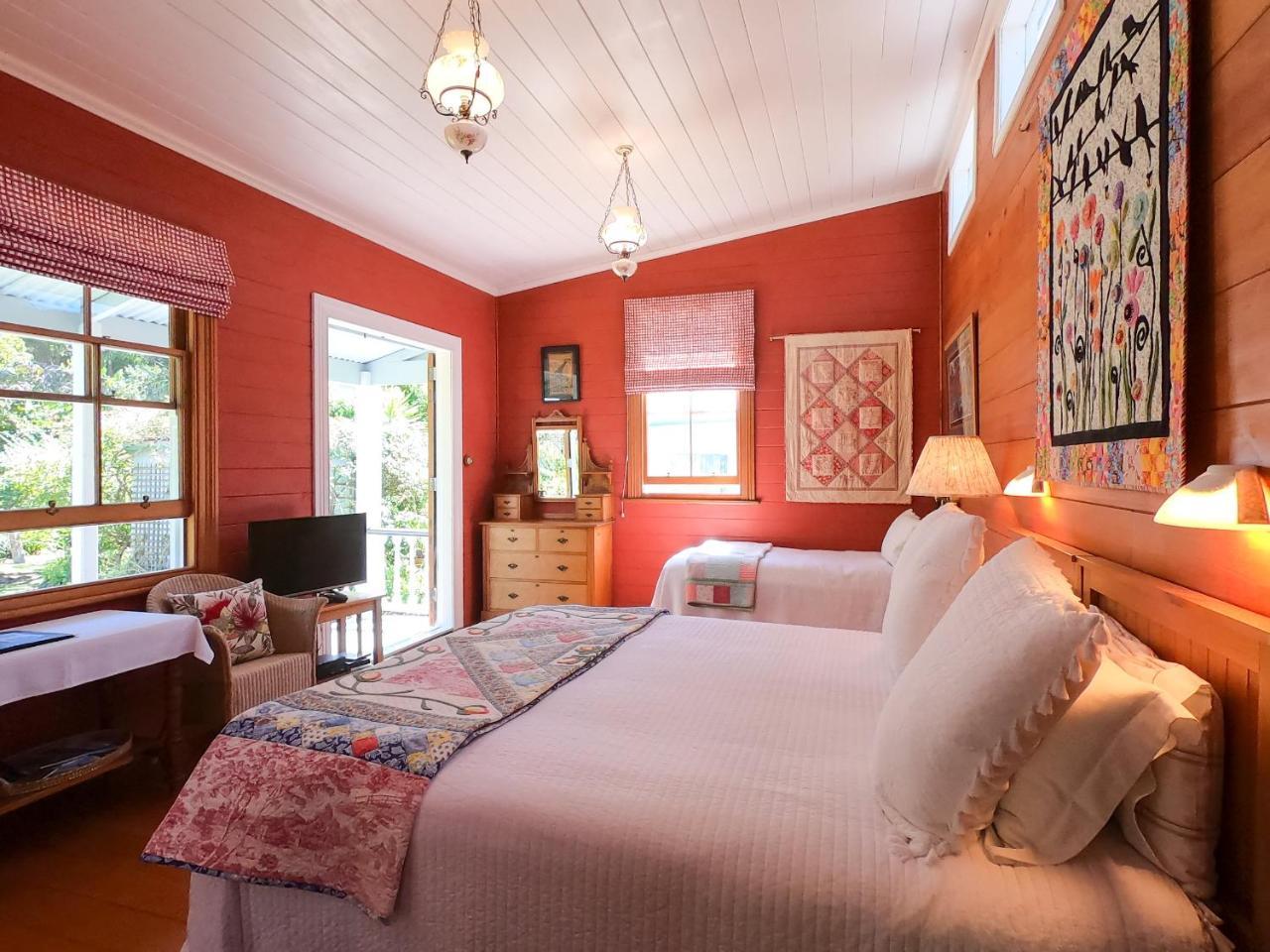 Ounuwhao B&B Guest Lodge Russell Esterno foto
